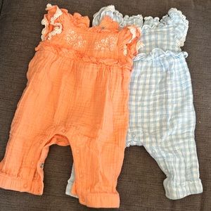 Cat & Jack newborn jumpers (2)